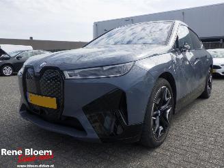 Unfallwagen BMW iX XDrive 40 Business Editon Plus 77kwh Full Option 2024/3