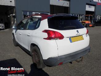 Peugeot 2008 1.2 Puretech Active Automaat picture 2