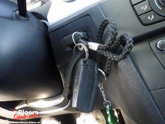 BMW 3-serie 318i Automaat 143pk picture 18