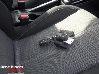 Opel Corsa 1.5D Edition 5drs Navi picture 8