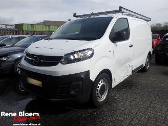 Schade bestelwagen Opel Vivaro 1.5 CDTi L2H1 102pk Edition 2020/1