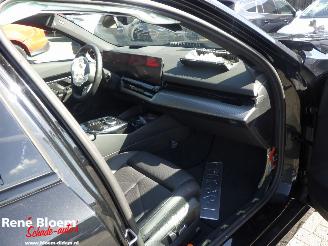 BMW 5-serie 530e Touring picture 6