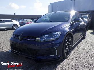 krockskadad bil auto Volkswagen Golf 1.4 TSI PHEV GTE 150pk Automaat 2018/10