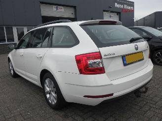 Skoda Octavia 1.0 TSI Greentech Ambition 116pk picture 2