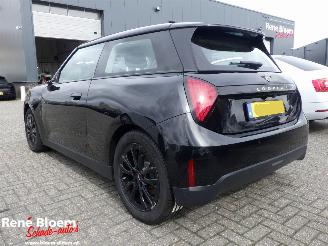 Mini Cooper SE Essential XS 54.2 kWh 218pk picture 2