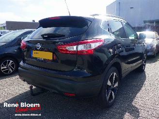 Schadeauto Nissan Qashqai 1.2 n-Connecta Automaat Navi 2017/8