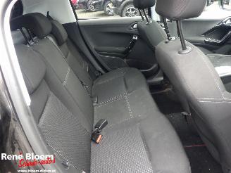 Peugeot 208 1.2 Pure Tech Allure 110pk picture 12