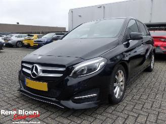 Vaurioauto  passenger cars Mercedes B-klasse 180 CDi 2016/1
