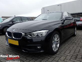 Vaurioauto  passenger cars BMW 3-serie 330e High Executive Automaat 184pk 2016/12