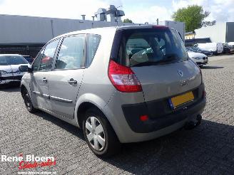 Renault Scenic 1.6 16V Expression Comfort picture 5
