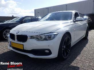 Damaged car BMW 3-serie 318i Luxury 136pk 2017/5