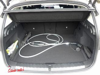 BMW X1 XDRIVE25E picture 16