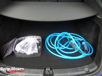 Tesla Model Y Longe Range AWD 75kWh picture 13