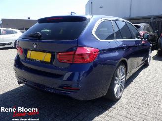 Unfallwagen BMW 3-serie Touring 318d High Executive Automaat 2017/4