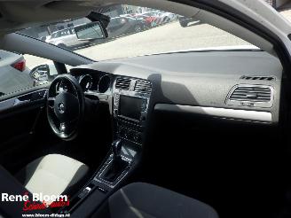 Volkswagen e-Golf e-Golf picture 8
