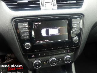 Skoda Octavia Combi 1.6 TDI Greentech Ambition Business picture 14