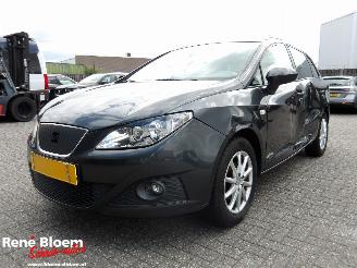 krockskadad bil auto Seat Ibiza 1.2 TDI COPA Plus Ecomotive 2012/1