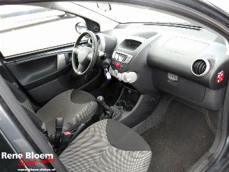 Toyota Aygo 1.0 VVT-i Comfort Airco 5drs picture 8