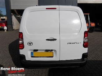 Toyota Proace City 1.5D 4D L2 Long Challenger picture 3