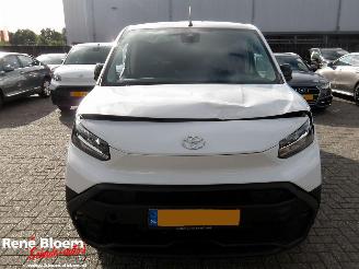 Toyota Proace City 1.5D 4D L2 Long Challenger picture 6