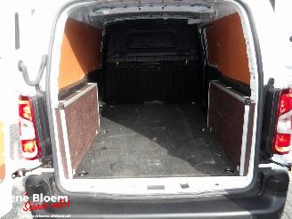 Toyota Proace City 1.5D 4D L2 Long Challenger picture 8