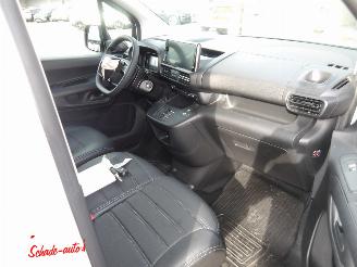 Toyota Proace City 1.5D 4D L2 Long Challenger picture 11