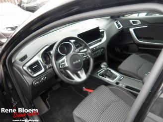 Kia Ceed 1.5 T-GDi Dynamicline Automaat 140pk picture 14