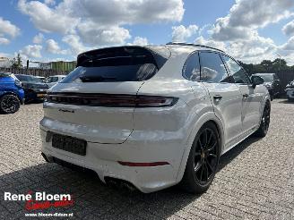 skadebil auto Porsche Cayenne 3.0 S E-Hybrid 520pk Full Option 2025/3