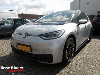 Damaged car Volkswagen ID.3 Pro 58 kwh 2021/11