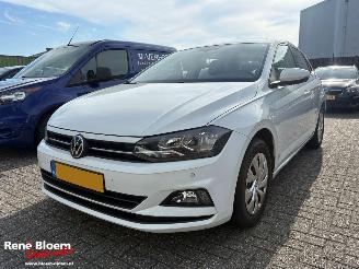 krockskadad bil auto Volkswagen Polo 1.0 TSI Highline 5drs Clima 2021/4