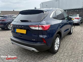 Voiture accidenté Ford Kuga 2.5 PHEV Titanium 152pk Automaat 2022/11