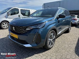 Damaged car Peugeot 5008 1.2 PureTech Allure POack 131pk Business 2023/4