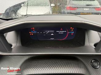 Peugeot e-2008 EV GT 54kWh picture 16