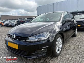 Auto incidentate Volkswagen Golf 1.6 TDI Highline 5drs Bluemotion 110pk 2014/5