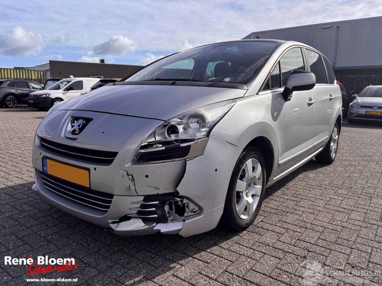 Peugeot 5008 1.6 e-HDi Executive 7p