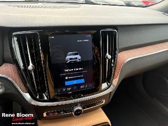 Volvo V-60 2.0 T6 Plug-in-Hybrid AWD Plus Dark picture 21