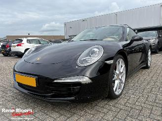 Vaurioauto  passenger cars Porsche 911 3.8 CARRERA 4S 400pk 2013/7