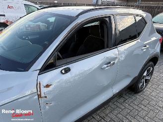 Volvo XC40 2.0 B4 Plus Dark Automaat 197pk picture 15