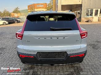 Volvo XC40 2.0 B4 Plus Dark Automaat 197pk picture 3