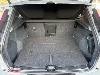 Volvo XC40 2.0 B4 Plus Dark Automaat 197pk picture 12