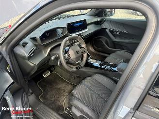 Peugeot 2008 1.2 Hybrid 145 GT picture 17