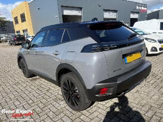 Peugeot 2008 1.2 Hybrid 145 GT picture 2
