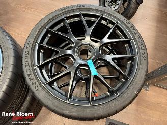 Porsche  GT4 RS nieuwe Machnesium Velgen picture 3