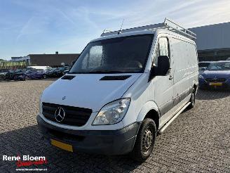 krockskadad bil bedrijf Mercedes Sprinter 2.2 CDI Navi 95pk 2011/9