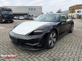 Porsche Taycan 4S 84kwh Full Option picture 4