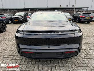 Porsche Taycan 4S 84kwh Full Option picture 6