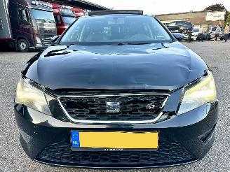 Seat Leon 1.4 TSI 140pk 6-bak FR Bus 5drs - pano - nap - navi - half leer - stoelverw - sportonderstel - 18 inch lmv picture 3