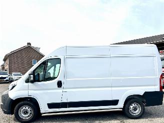  Citroën Jumper 2.2 BlueHDi 120pk 6-bak S&S L2/H2 3.0t - 15dkm nap - 3pers - 2x camera - navi - front + line + side assist 2024/8