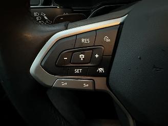 Volkswagen Polo 1.0 TSI 95pk 7-traps aut + f1 Life Edition 5drs - nap - navi - camera - carplay - front + line assist picture 30
