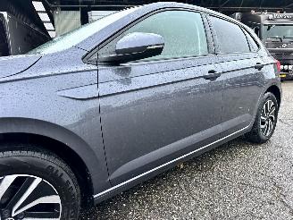 Volkswagen Polo 1.0 TSI 95pk 7-traps aut + f1 Life Edition 5drs - nap - navi - camera - carplay - front + line assist picture 88
